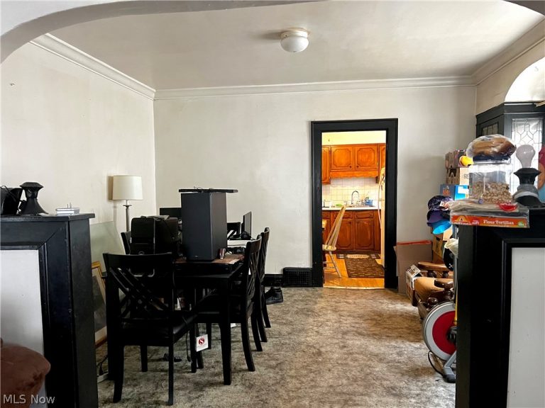 11822 Lenacrave Avenue, Cleveland, OH - Photo 6