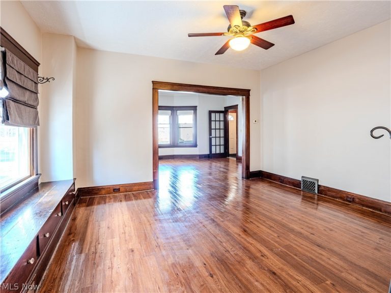 10105 Baltic Road, Cleveland, OH - Photo 6