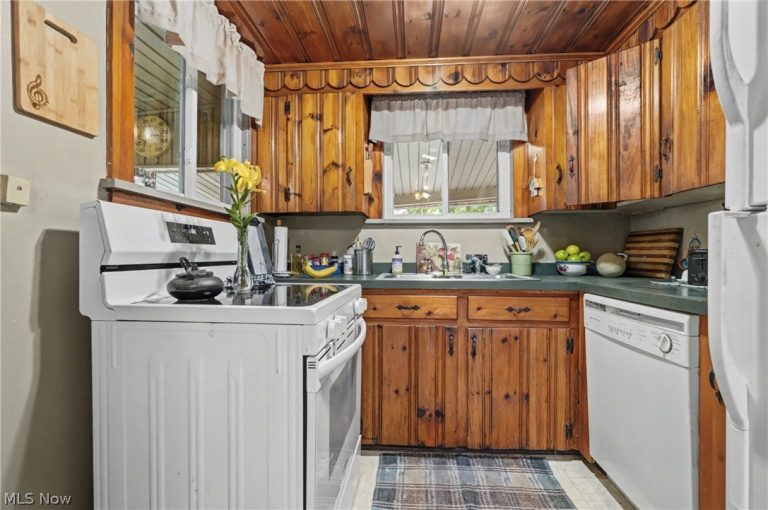 18280 5th Street, Beloit, OH - Photo 5