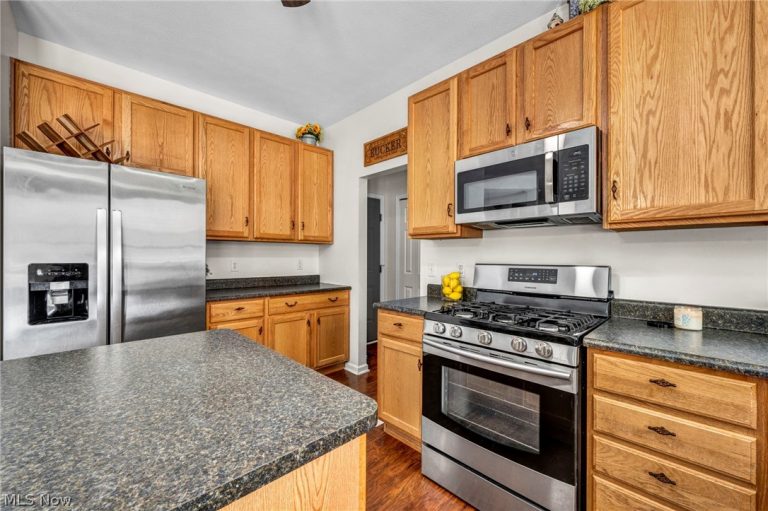 5247 Otten Road, North Ridgeville, OH - Photo 4