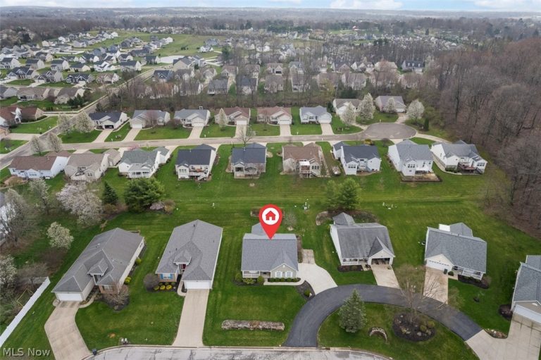 1254 White Stone Circle, Canton, OH - Photo 3