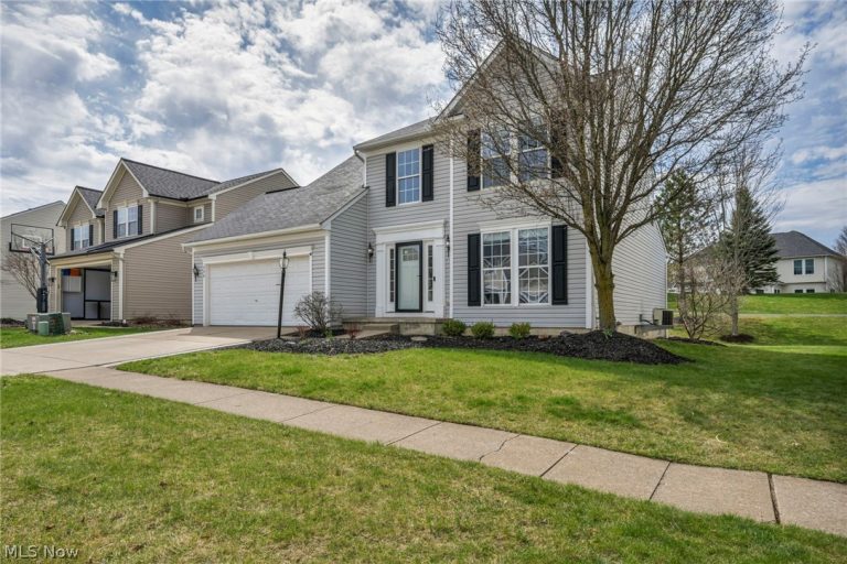 998 Woodfield Lane, Brunswick, OH - Photo 4