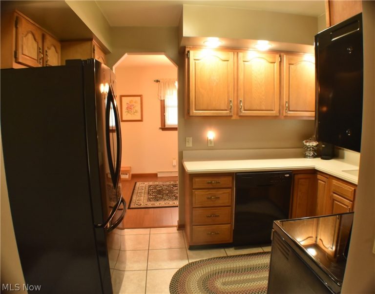 1003 Eppley Avenue, Zanesville, OH - Photo 5
