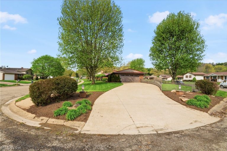 441 Stratton Avenue, New Philadelphia, OH - Photo 3