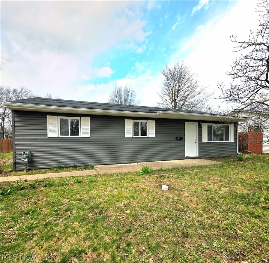 746 Delaware Avenue, Elyria, OH