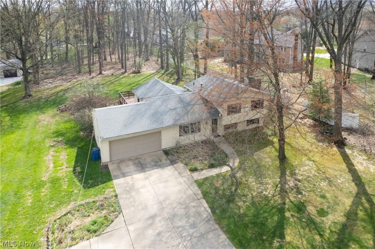 251 Hametown Road, Akron, OH - Photo 5