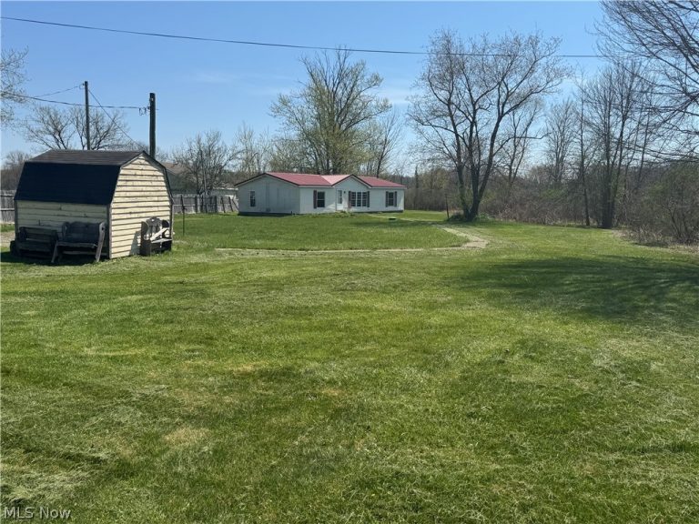 2719 Columbiana Road, New Springfield, OH - Photo 6