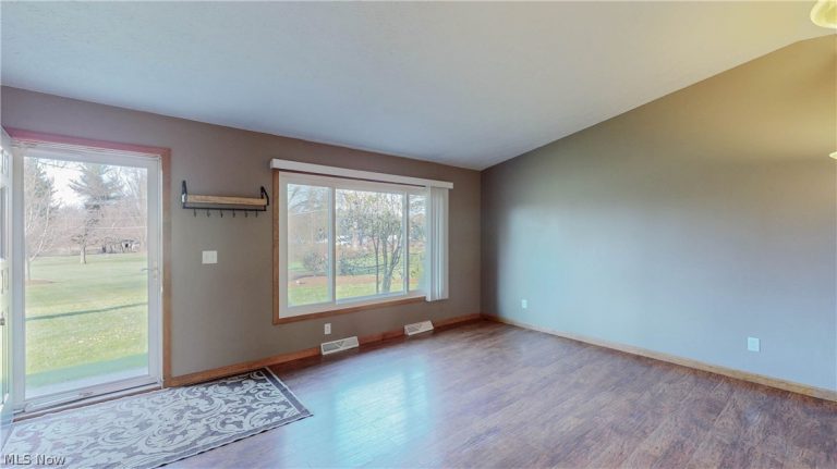5225 Waterloo Road, Atwater, OH - Photo 8