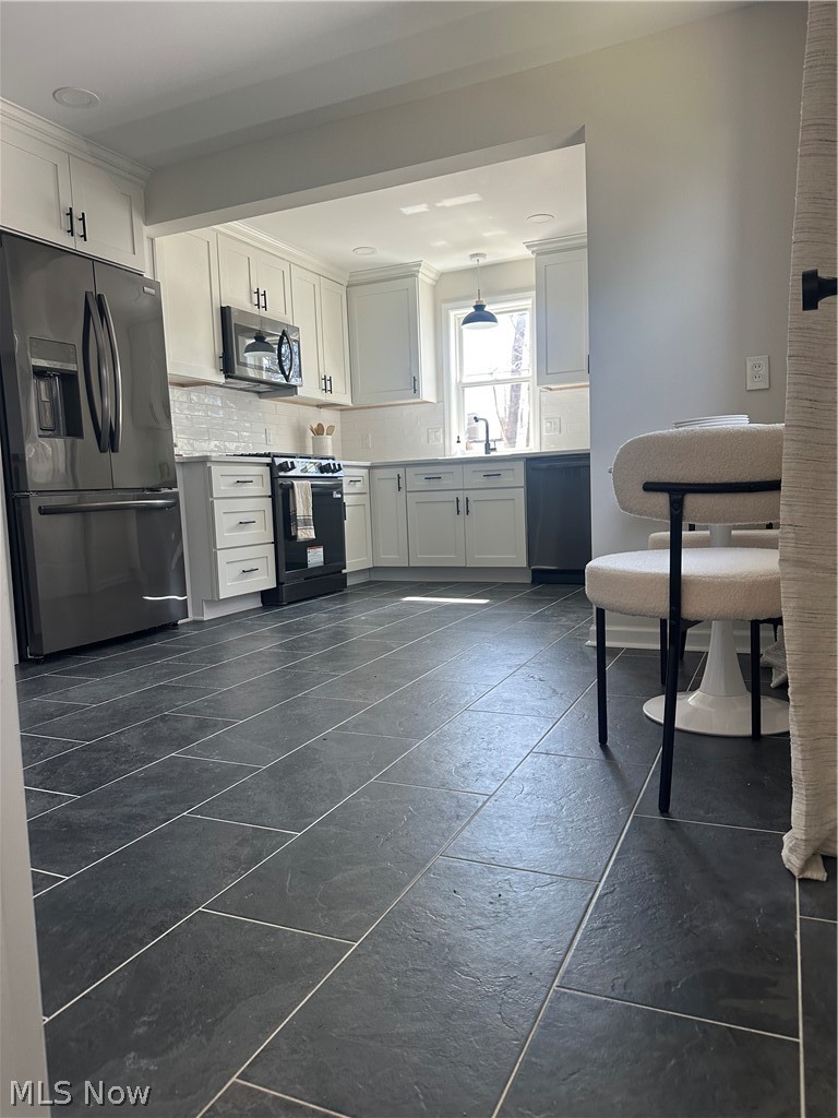 19314 Muskoka Avenue, Cleveland, OH - Photo 4