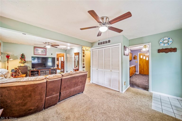 5027 Glenn Lodge Road, Mentor, OH - Photo 8