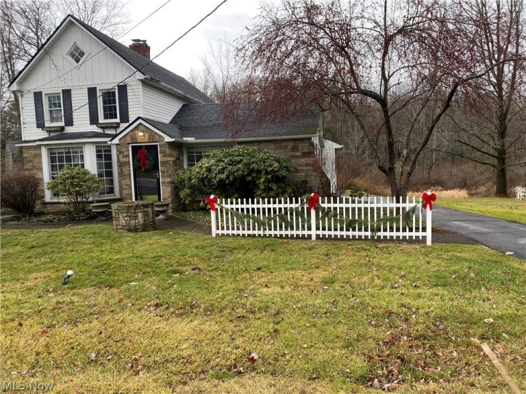 35755 Miles Road, Moreland Hills, OH, 44022