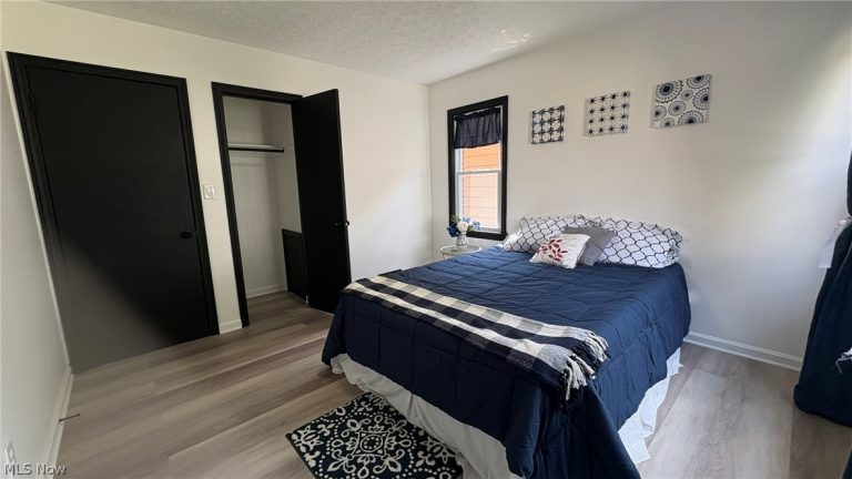 3321 Ralph Avenue, Cleveland, OH - Photo 8