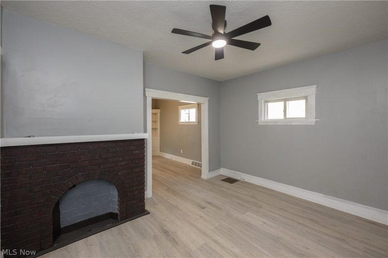 686 92nd Street, Cleveland, OH - Photo 4