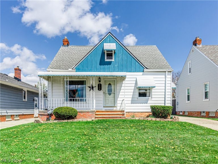 6106 Pelham Drive, Parma, OH, 44129