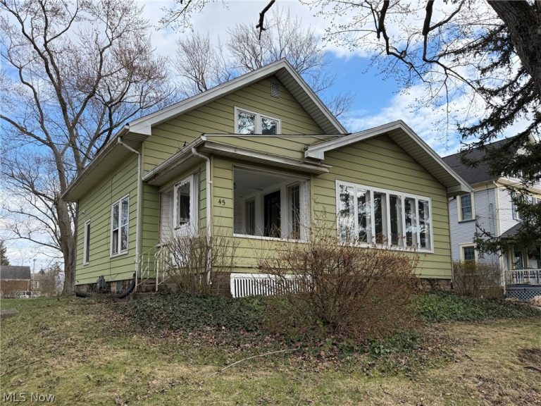 45 Summit Avenue, Niles, OH, 44446