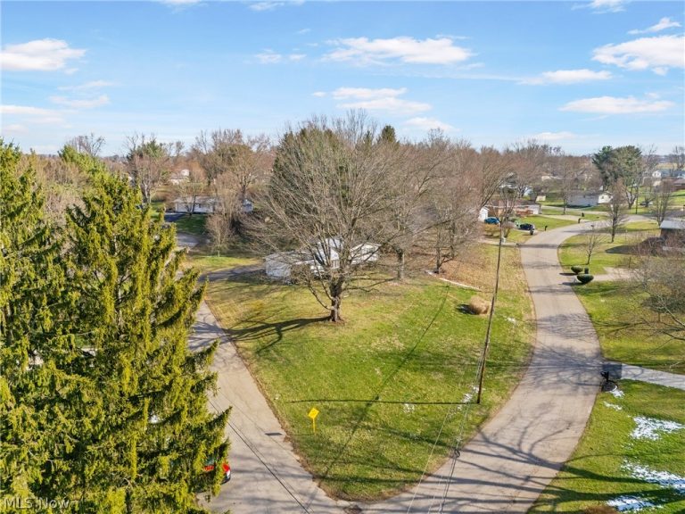 3773 Northern Street, Canton, OH - Photo 5