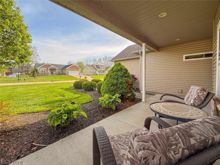 4980 Mandarin Drive, Seville, OH - Photo 5