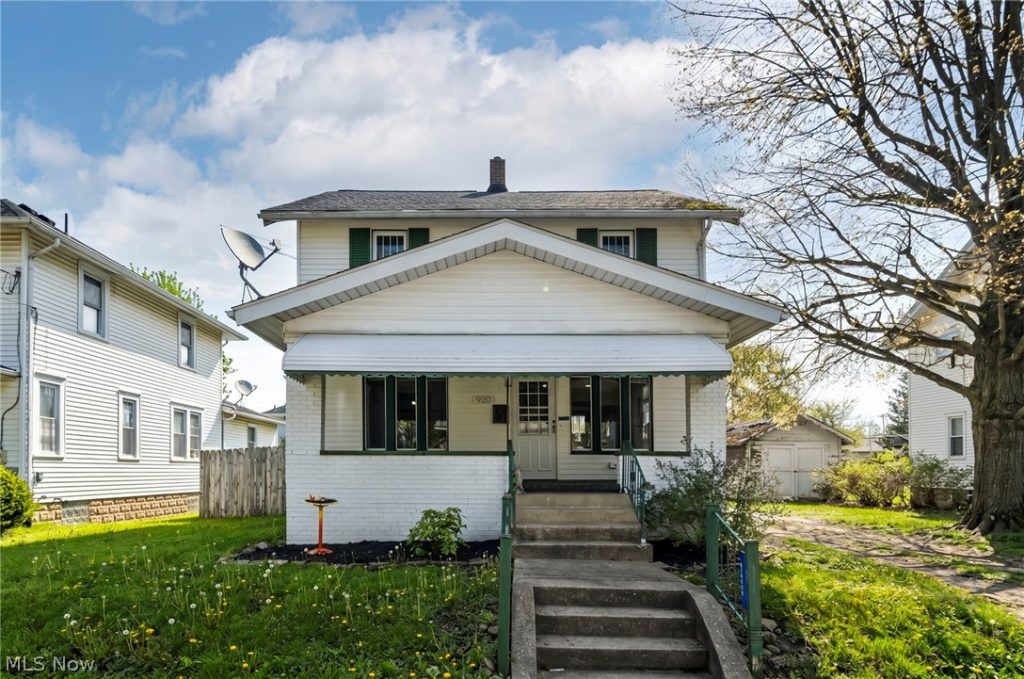 920 9th Street, Massillon, OH