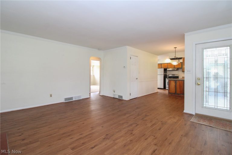 4071 Burgett Lane, Canfield, OH - Photo 5