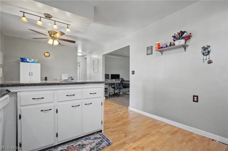 1926 Brandon Avenue, Youngstown, OH - Photo 6