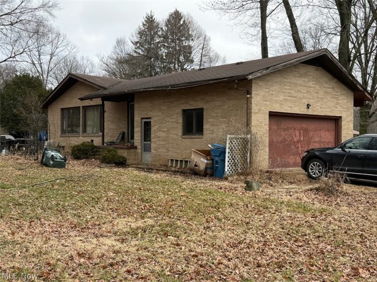 4690 Shriver Road, North Canton, OH - Photo 4