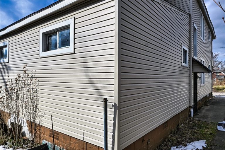 7626 Connecticut Avenue, Cleveland, OH - Photo 4