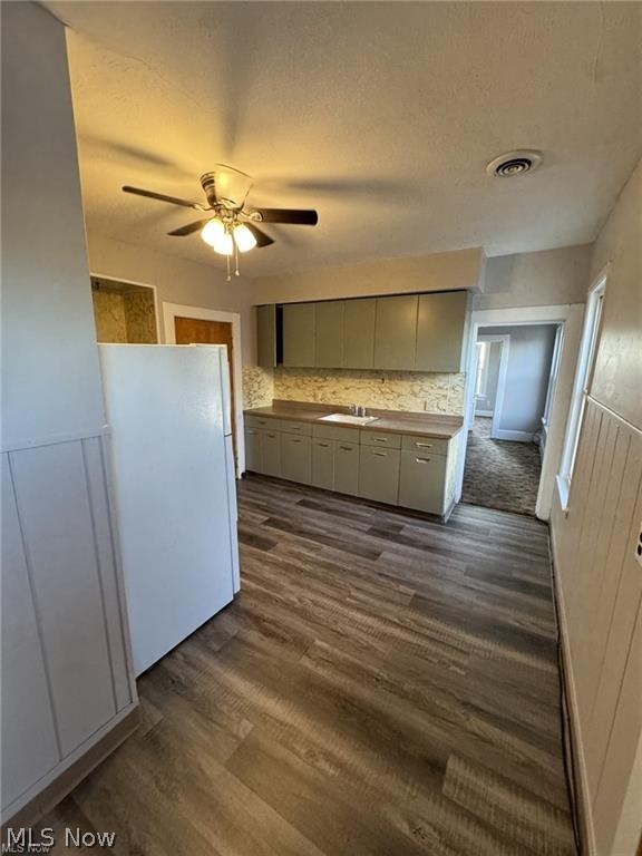 29435 Euclid Avenue #1 UP East, Wickliffe, OH - Photo 3