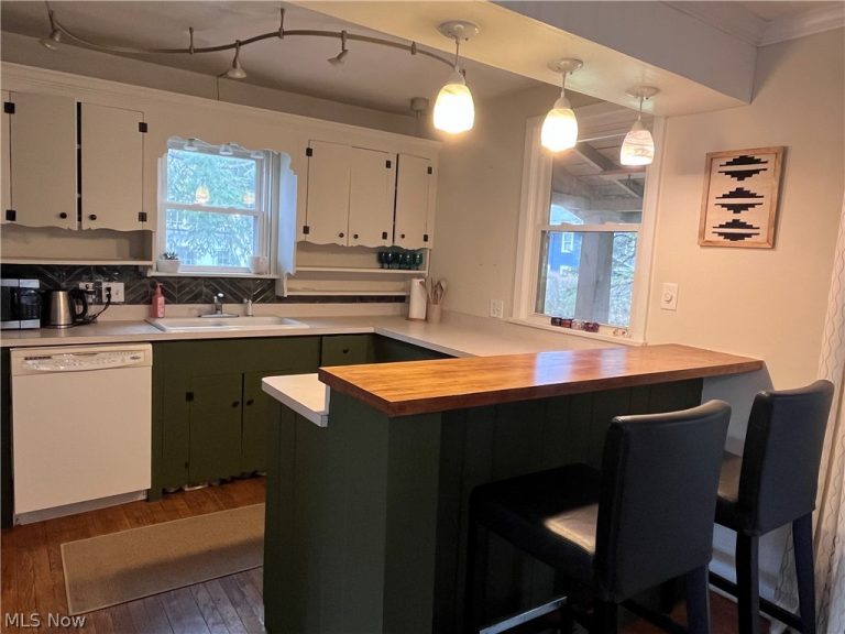 15 South Street, Chagrin Falls, OH - Photo 8