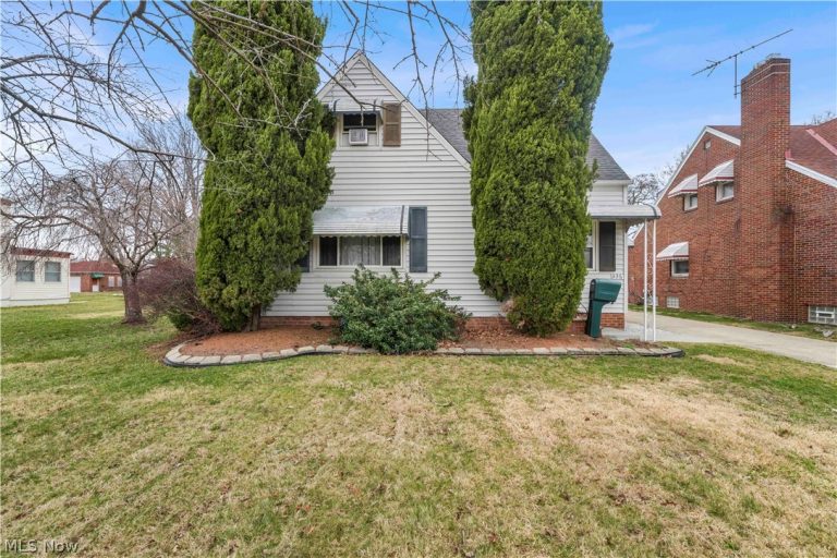 336 222nd Street, Euclid, OH - Photo 2