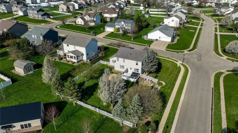 11290 Trenton Road, Uniontown, OH - Photo 4