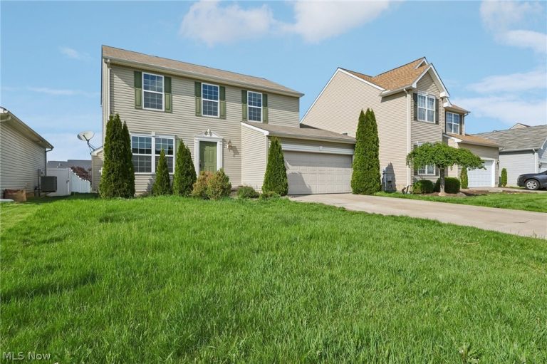 38210 Kingston Drive, North Ridgeville, OH - Photo 2