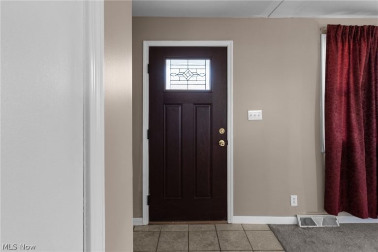 61060 Webb Heights Road, Shadyside, OH - Photo 5