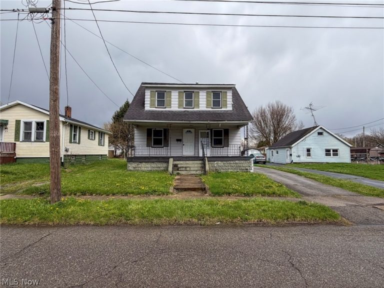 603 Belmont Avenue, Niles, OH - Photo 2