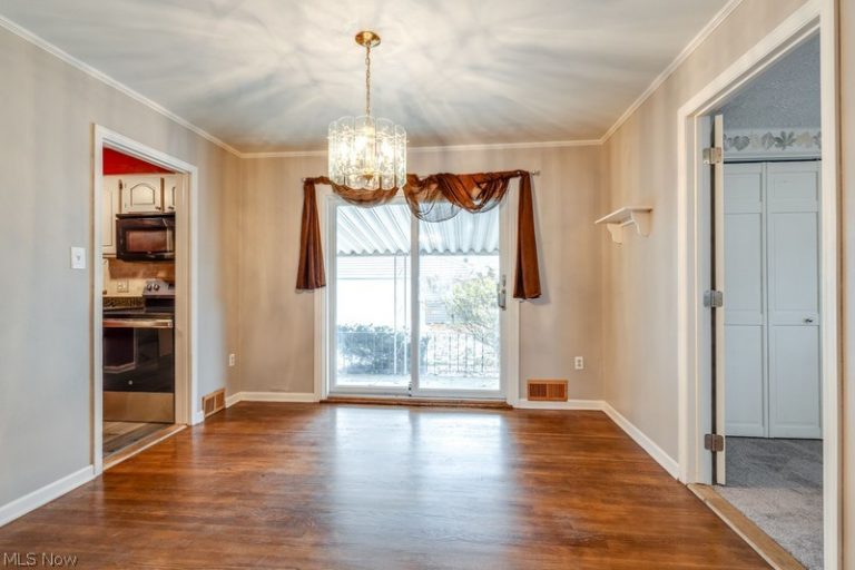 2411 16th Street, Cuyahoga Falls, OH - Photo 6