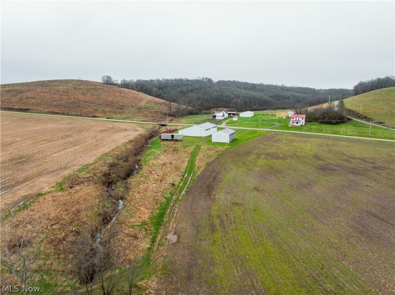 Licking Valley Road, Frazeysburg, OH - Photo 8