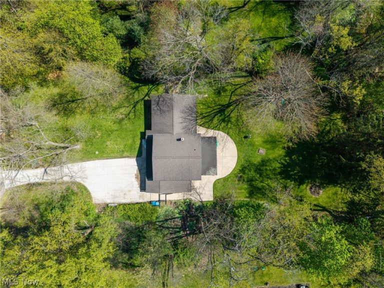4360 Copley Road, Akron, OH - Photo 6