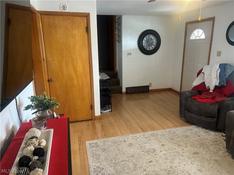 1618 Adams Street, Coshocton, OH - Photo 6