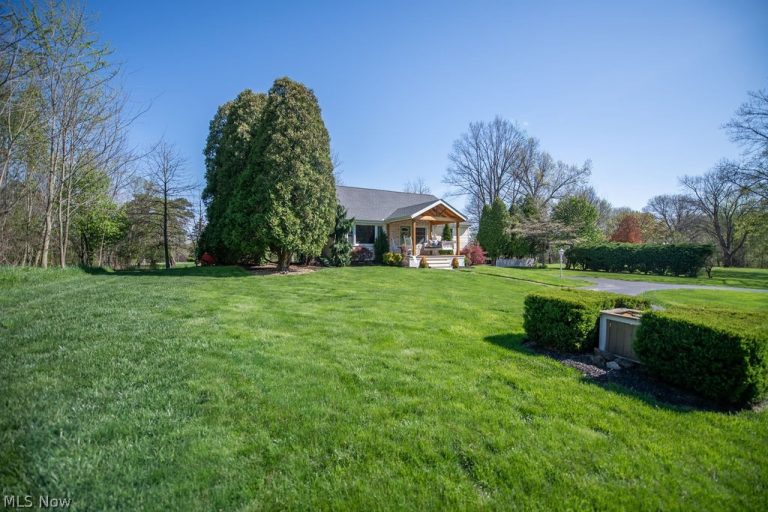 1150 Beech Street, Alliance, OH - Photo 3