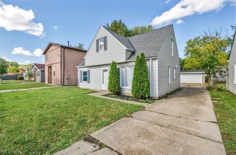 12508 Sobieski Avenue, Cleveland, OH - Photo 2