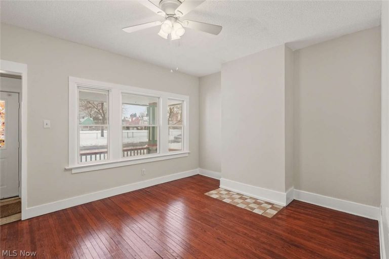 1714 Castle Avenue, Cleveland, OH - Photo 2