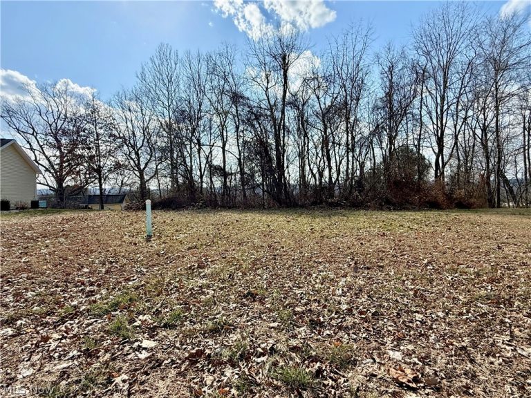 108 Eldorado, Marietta, OH - Photo 2