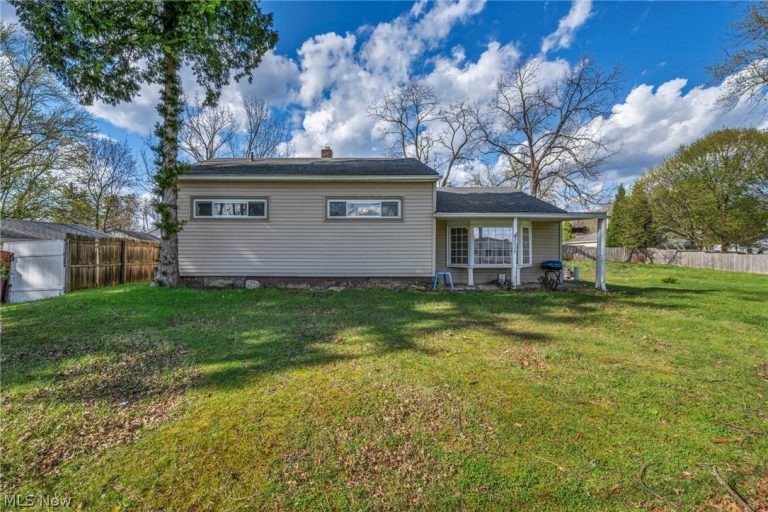 2727 Mcelwain Road, Akron, OH, 44312