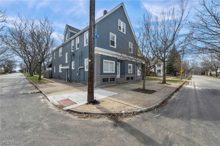 16224 Arcade Avenue, Cleveland, OH - Photo 3