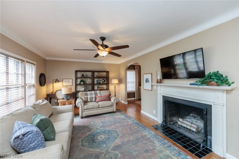 3881 Grenville Road, University Heights, OH - Photo 4