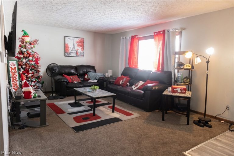 700 Denshire Drive, Canal Fulton, OH - Photo 6