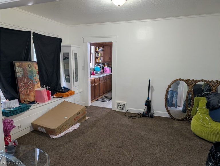 1623 Delmont Avenue, East Cleveland, OH - Photo 5