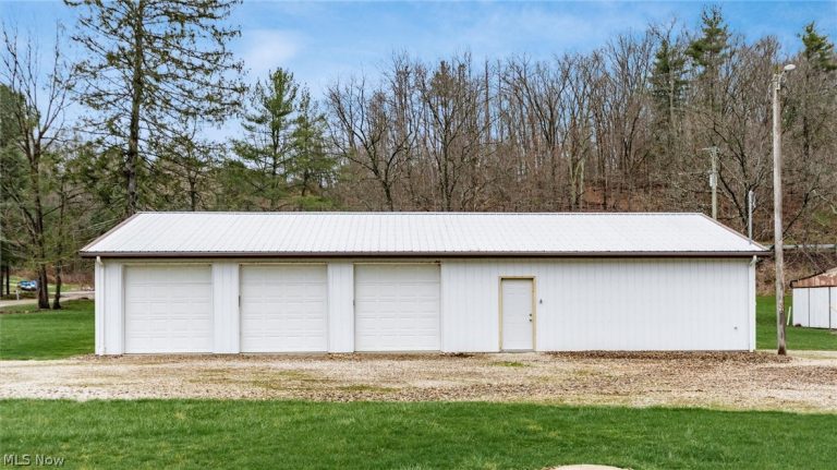 58894 Grisak Road, Byesville, OH - Photo 2