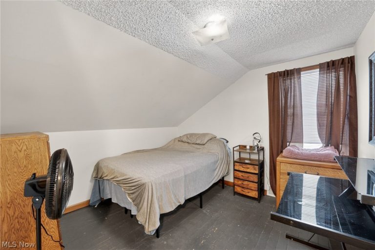 1528 22nd Street, Canton, OH - Photo 8