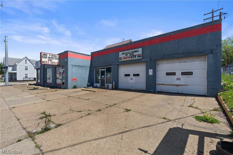 2640 Commerce Street, Wellsburg, WV, 26070
