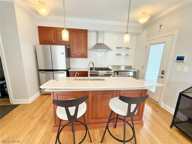 1257 76th Street, Cleveland, OH - Photo 3